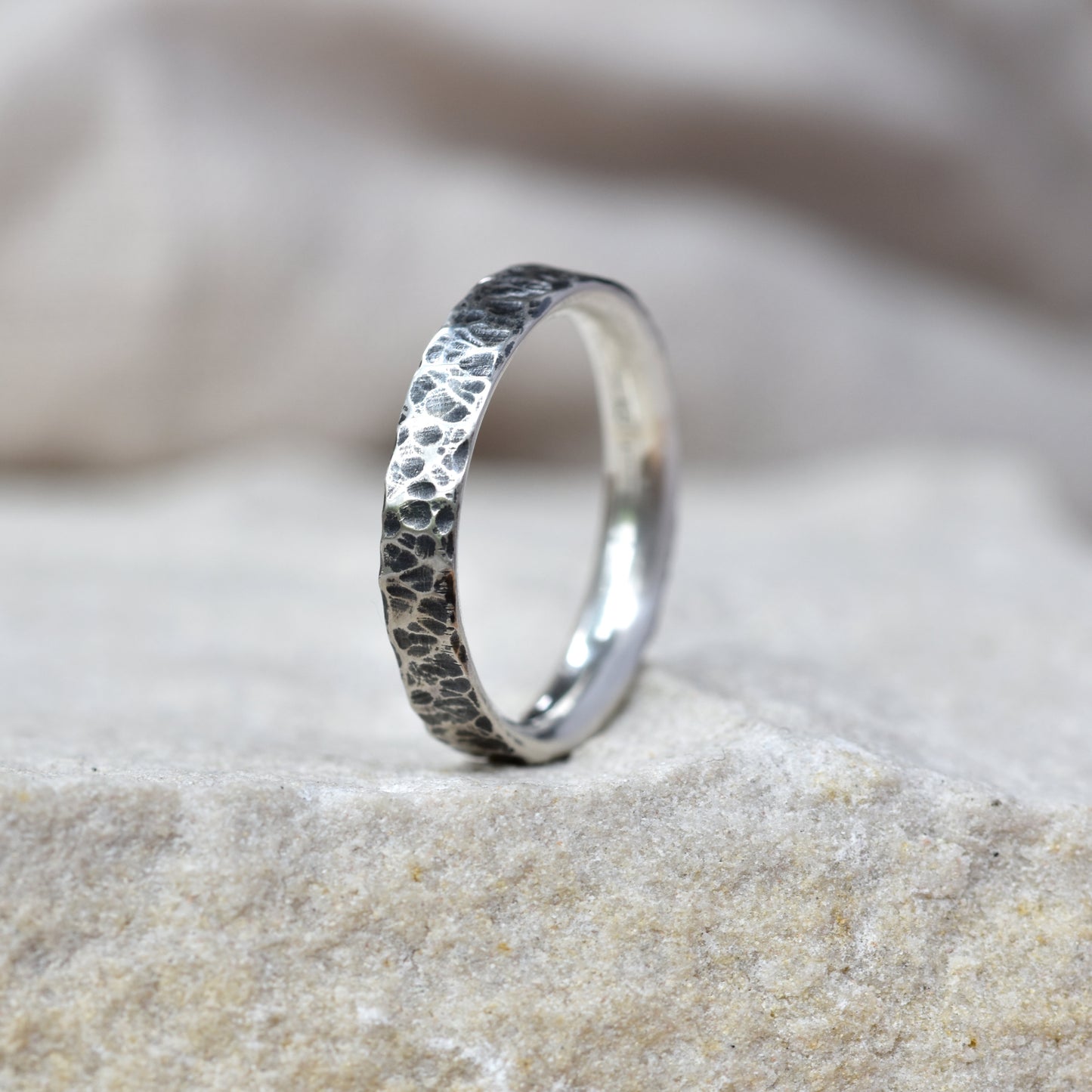 Silver Hammered Ring Size P