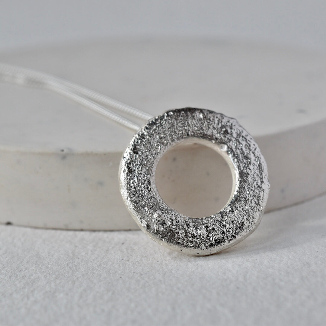 Silver Circle Pendant - Paisley Pins
