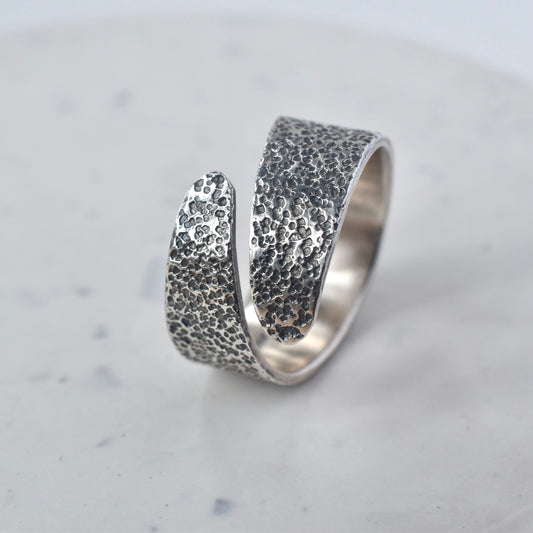 Textured Silver Wrap Ring - Paisley Pins